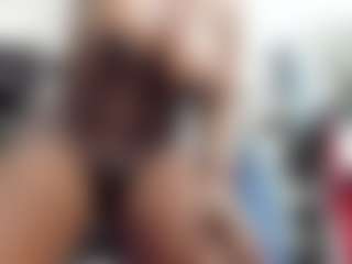 Live cam show with mareiabold - Black on CamwithHer