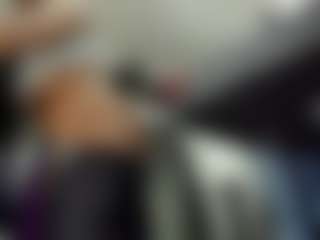 Live cam show with mareiabold - Tease Ebony on CamClone | colombia