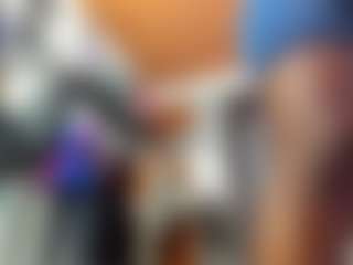 Live cam show with mareiabold - Ride on CamwithHer