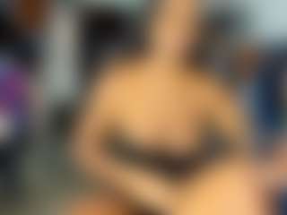 mareiabold's Live Sex Cam Show
