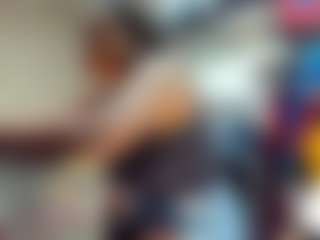 Live cam show with mareiabold - Ebony Lovense on Dolls Live