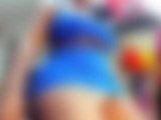 Live cam show with mareiabold - Squirt on Camsoda