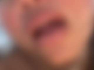 SexySofiax's Live Sex Cam Show