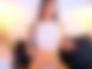 Live-camshow met TALIANA - Drinking op Camsoda