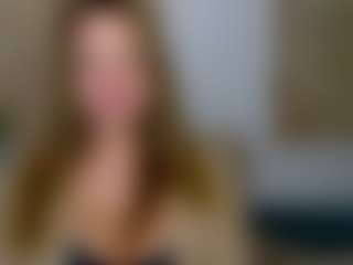 Live cam show with LilyHoney - Thong on xplaylive.com