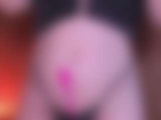 Live cam show with Apartment 28 - Gagging on Camsoda