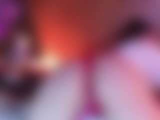 Live cam show with Apartment 28 - Body Massage on Milfs Live