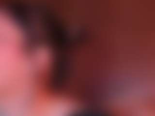 Spettacolo in cam dal vivo con Apartment 28 - Spank su Camsoda