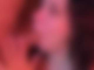 Live cam show with Apartment 28 - Smoking on googirlz