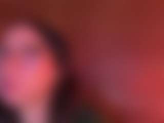 Live-Cam-Show mit Apartment 28 - Gagging auf Camsoda