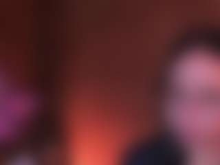 Live cam show with Apartment 28 - Pornstar Public on Hubzter Live