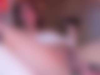 Live cam show with Apartment 28 - Brown Eyes Brown Hair on Camsoda