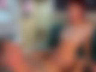 Live cam show with AgataBryantt - Small Cock on StripNow