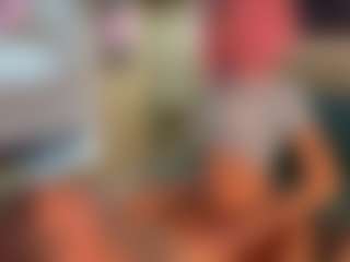 Live cam show with AgataBryantt - Skinny on Camsoda
