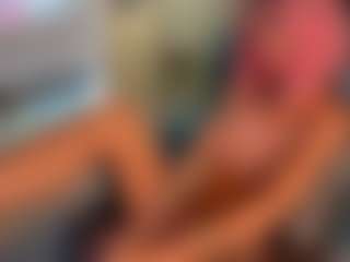 Live cam show with AgataBryantt - Shaved Pussy on StripNow