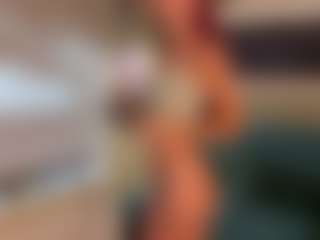 Live cam show with AgataBryantt - Shaved Pussy on SquirtSoMuch