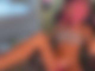 Live cam show with AgataBryantt - Green Eyes on Mixed Magazine Live