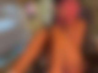 Show live cam dengan AgataBryantt - Striptease di Camsoda
