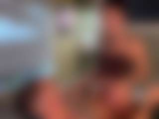 Live cam show with AgataBryantt - Pegging on Camsoda