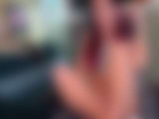Live cam show with AgataBryantt - Threesome on TottyGirls