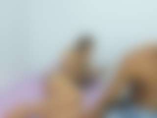 Show en direct avec blackandwhite-1 - Young Adult sur Camsoda