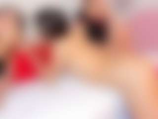 Live cam show with Cloe-World1 - Small Tits on live18s.com