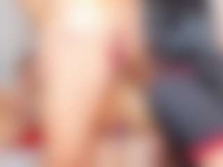 Cloe-World1's Live Sex Cam Show