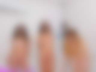 Cloe-World1's Live Sex Cam Show