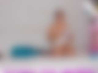 Live cam show with Cloe-World1 - Lesbian on justonemore.cc