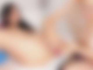 Cloe-World1's Live Sex Cam Show