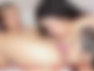 Cloe-World1's Live Sex Cam Show