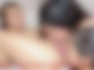 Cloe-World1's Live Sex Cam Show