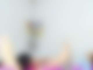 Cloe-World1's Live Sex Cam Show