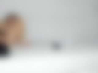 Cloe-World1's Live Sex Cam Show