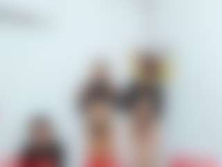Cloe-World1's Live Sex Cam Show