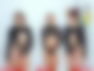 Live cam show with Cloe-World1 - Bedroom Teen (18+) on parknlotfishbdy