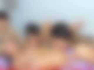 Cloe-World1's Live Sex Cam Show