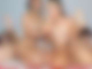 Cloe-World1's Live Sex Cam Show