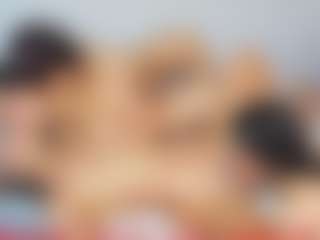 Cloe-World1's Live Sex Cam Show