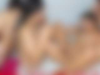 Cloe-World1's Live Sex Cam Show