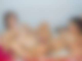 Cloe-World1's Live Sex Cam Show