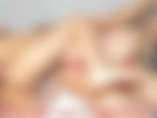 Cloe-World1's Live Sex Cam Show