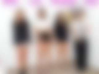 Cloe-World1's Live Sex Cam Show