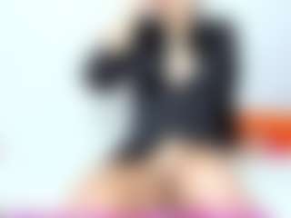Cloe-World1's Live Sex Cam Show