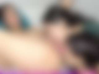 Cloe-World1's Live Sex Cam Show