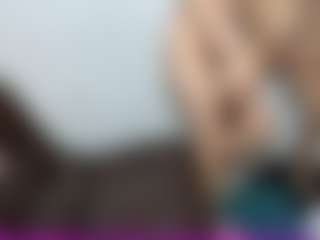 Cloe-World1's Live Sex Cam Show