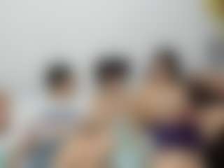 Cloe-World1's Live Sex Cam Show