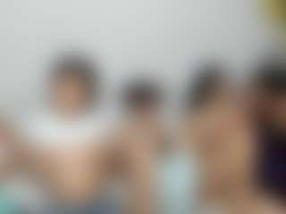 Cloe-World1's Live Sex Cam Show