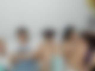 Cloe-World1's Live Sex Cam Show