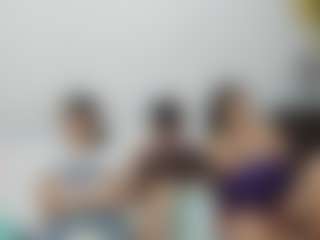 Cloe-World1's Live Sex Cam Show